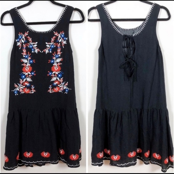 NWOT BOHO THML Floral Embroidered Dress XS ties up back - Picture 2 of 8